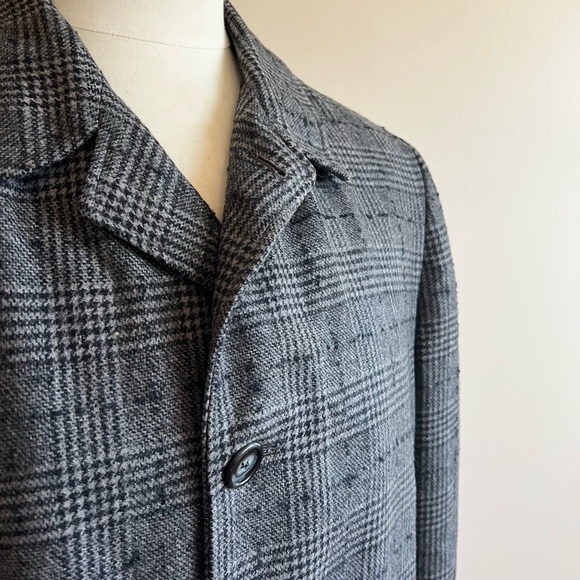Vintage 1960’s Wool Coat - Picture 3 of 11